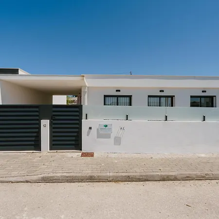 בית נופש Arkadie With Private Pool